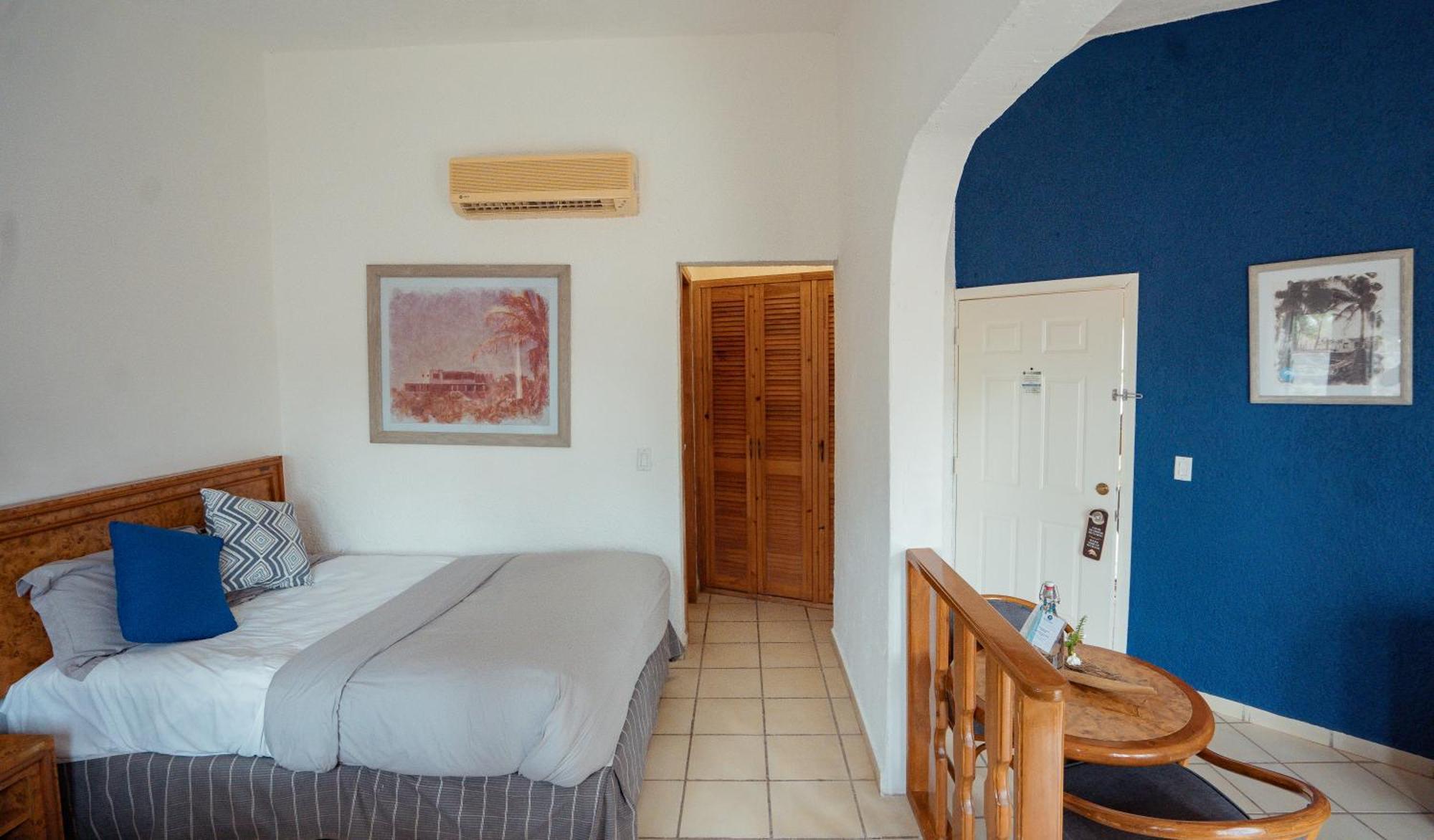 Buena Vista Oceanfront & Hot Springs Resort Buenavista  Extérieur photo