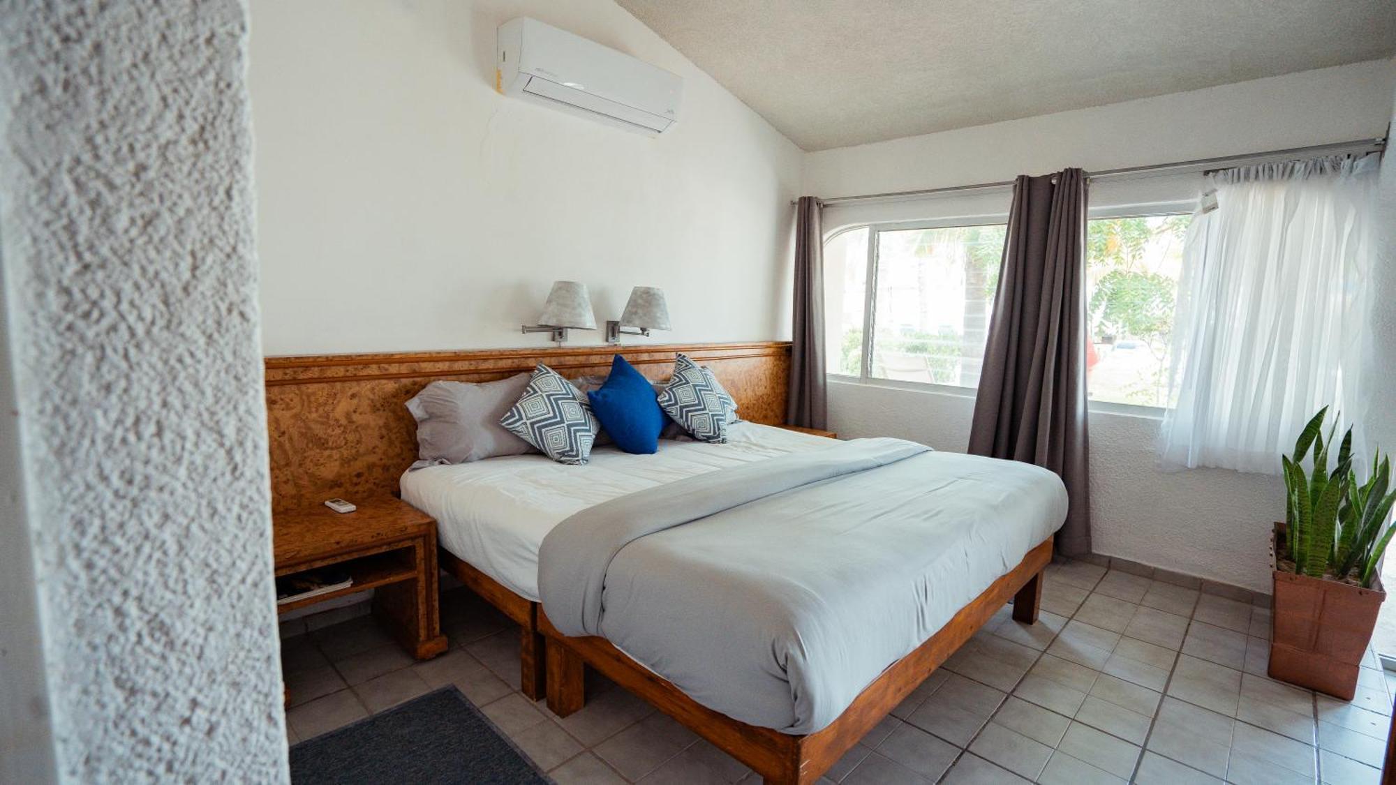 Buena Vista Oceanfront & Hot Springs Resort Buenavista  Extérieur photo
